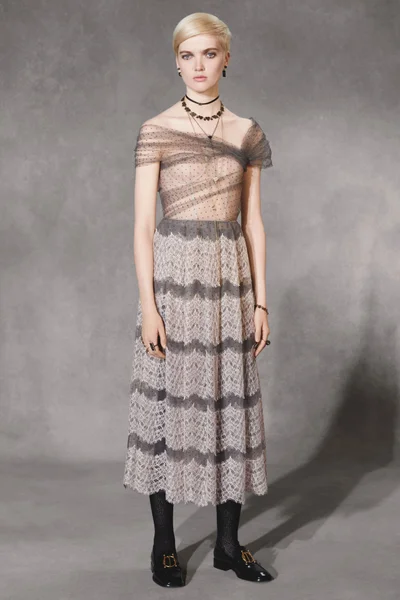 Look 27